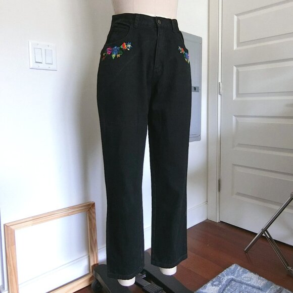 Floral Embroidered Black Jeans - Picture 2 of 6